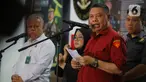 Direktur Penyidikan Jaksa Agung Muda Bidang Tindak Pidana Khusus (Jampidsus) Abdul Qohar saat menyampaikan keterangan terkait penangkapan sekaligus penahanan tiga tersangka Hakim pada Pengadilan Negeri Surabaya di gedung Kejaksaan Agung, Jakarta, Rabu (23/10/2024) malam. (Liputan6.com/Angga Yuniar)