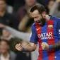 Ekspresi pemain FC Barcelona, Aleix Vidal usai mencetak gol ke gawang Las Palmas pada laga La Liga di Camp Nou, Barcelona (14/1/2017). Barcelona menang 5-0. (AP/Manu Fernandez)