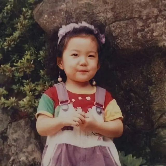 9. Irene Red Velvet