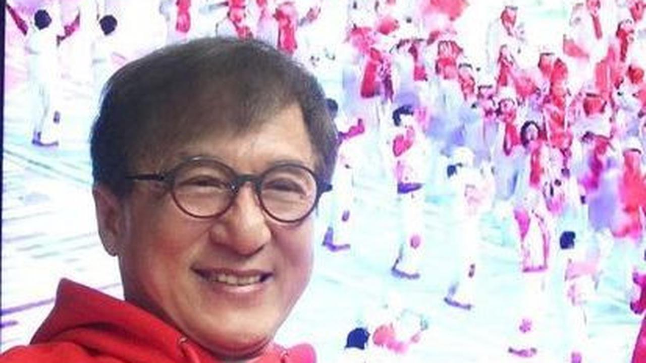 Kembali Jadi Sorotan, Ini Potret Etta Ng Putri Jackie Chan
