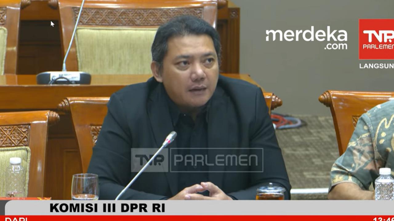 VIDEO: DPR Putusan MK Pisahkan Pemilu "Dimakan Masuk Mulut Buaya, Tak Dimakan Masuk Mulut Harimau!"
