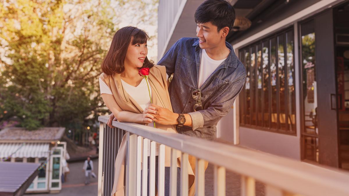 5 Zodiak yang Dikenal Paling Royal kepada Pasangan