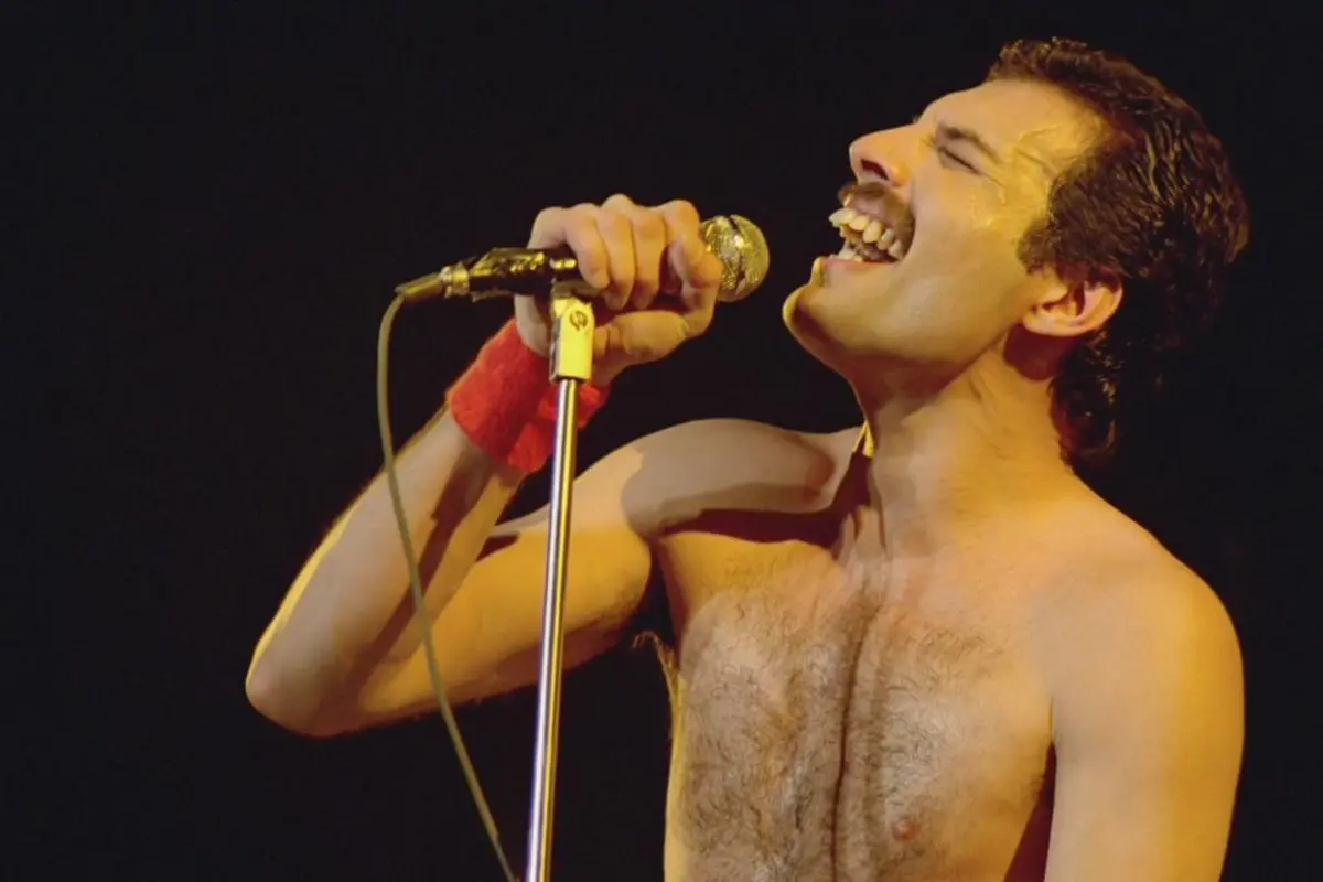 [Bintang] Freddie Mercury