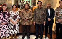 VIDEO: Momen Prabowo Didampingi Didit Sambangi Rumah Luhut Saat Natal