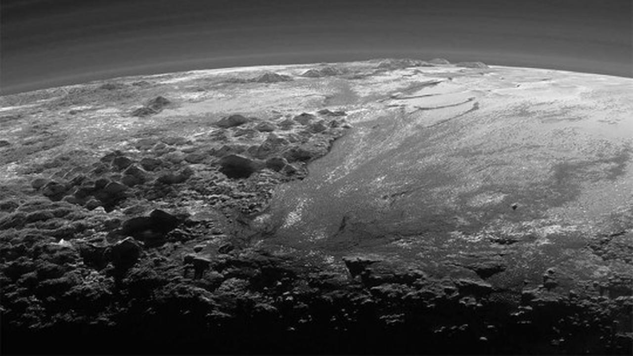 Seperti inilah permukaan Planet Pluto yang dirilis NASA