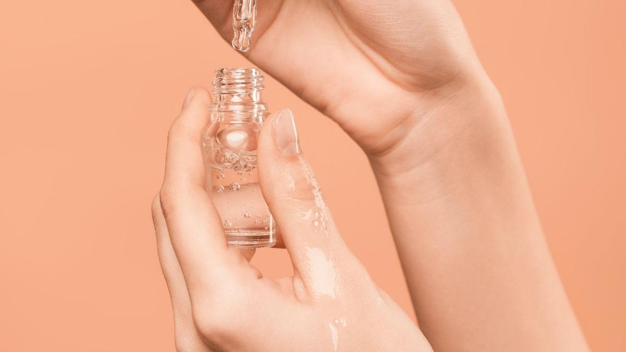 Jenis Peeling: Gel vs. Serum