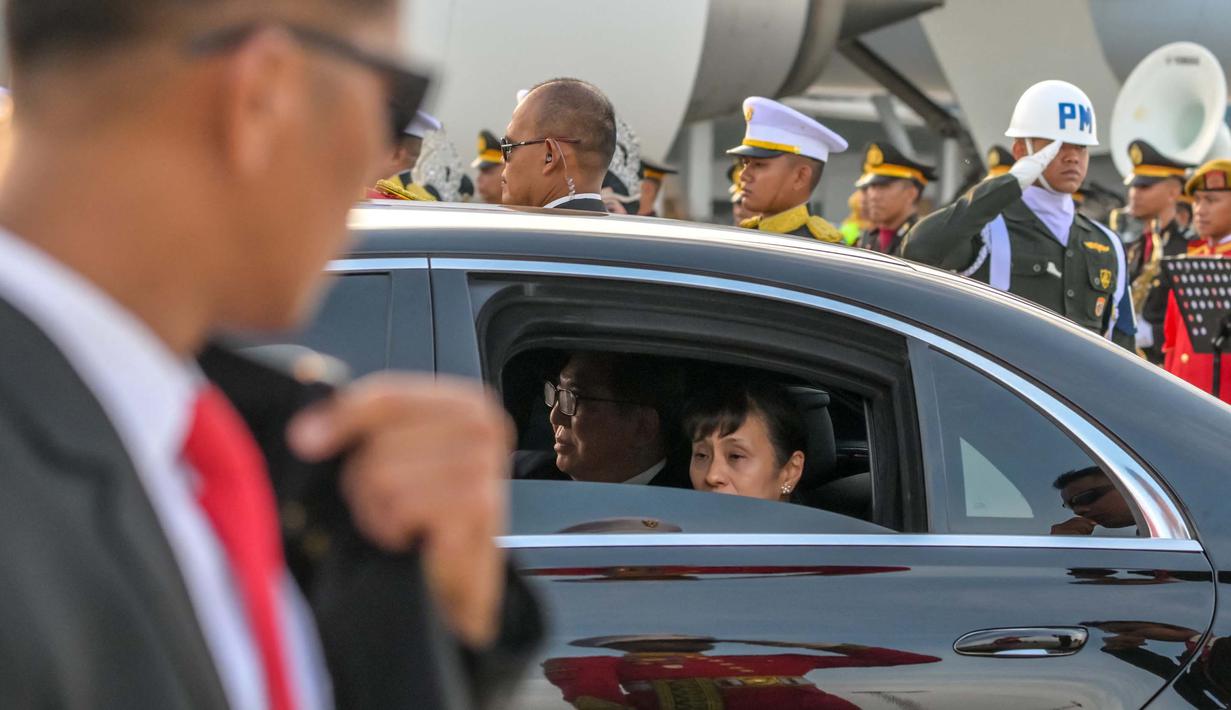 Sebelum bertemu Presiden Prabowo Subianto, PM Jepang Shigeru Ishiba juga dijadwalkan akan memberikan penghormatan dan meletakkan karangan bunga di Taman Makam Pahlawan Nasional (TMPN) Utama Kalibata di Jakarta Selatan. (BAY ISMOYO/AFP)