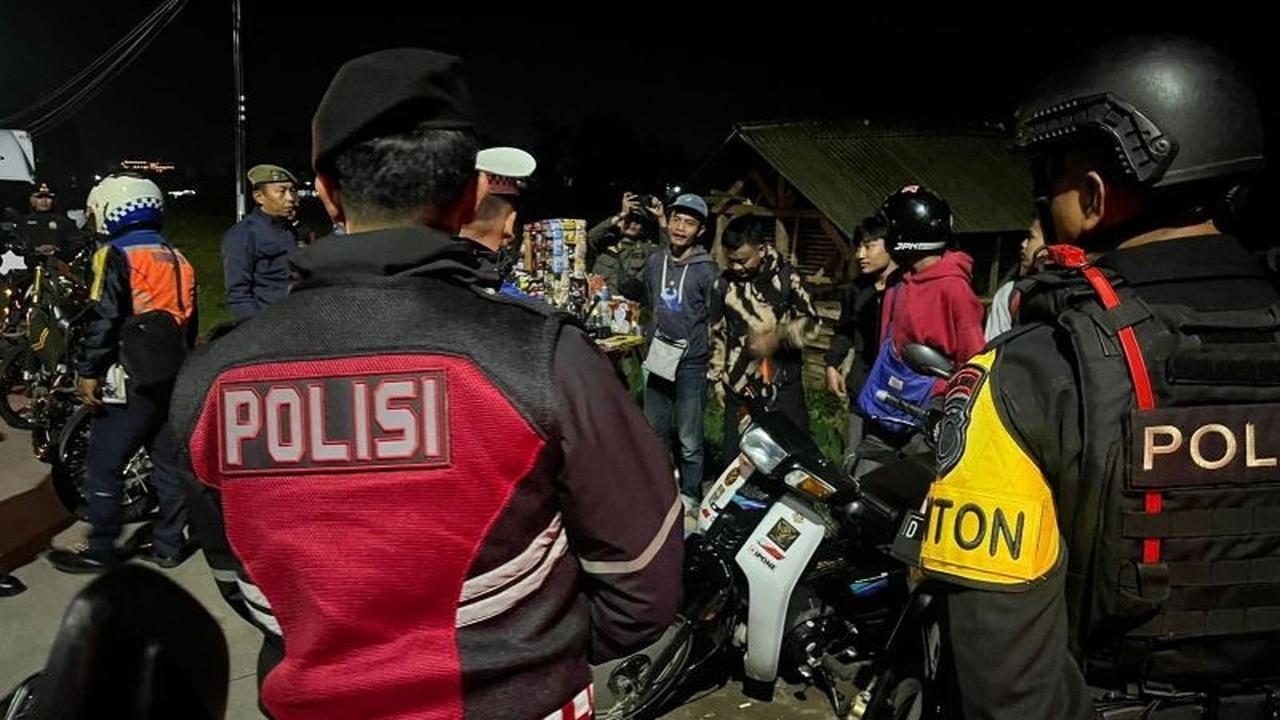 Fakta Unik: Razia Miras dan Knalpot Bising Garut, Puluhan Botol Miras dan Puluhan Knalpot Bising Disita, Amankan Belasan Preman!