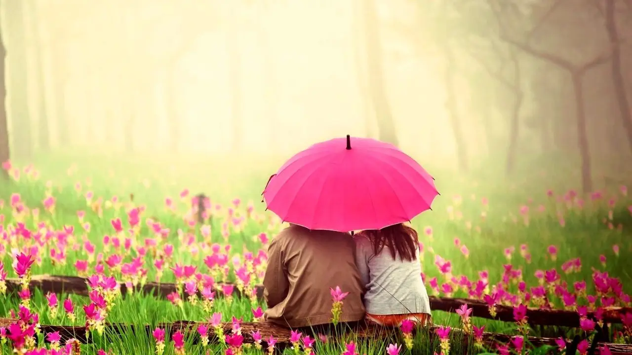 20 Hadiah Lucu Buat Si Pacar yang Suka Warna 'Pink'