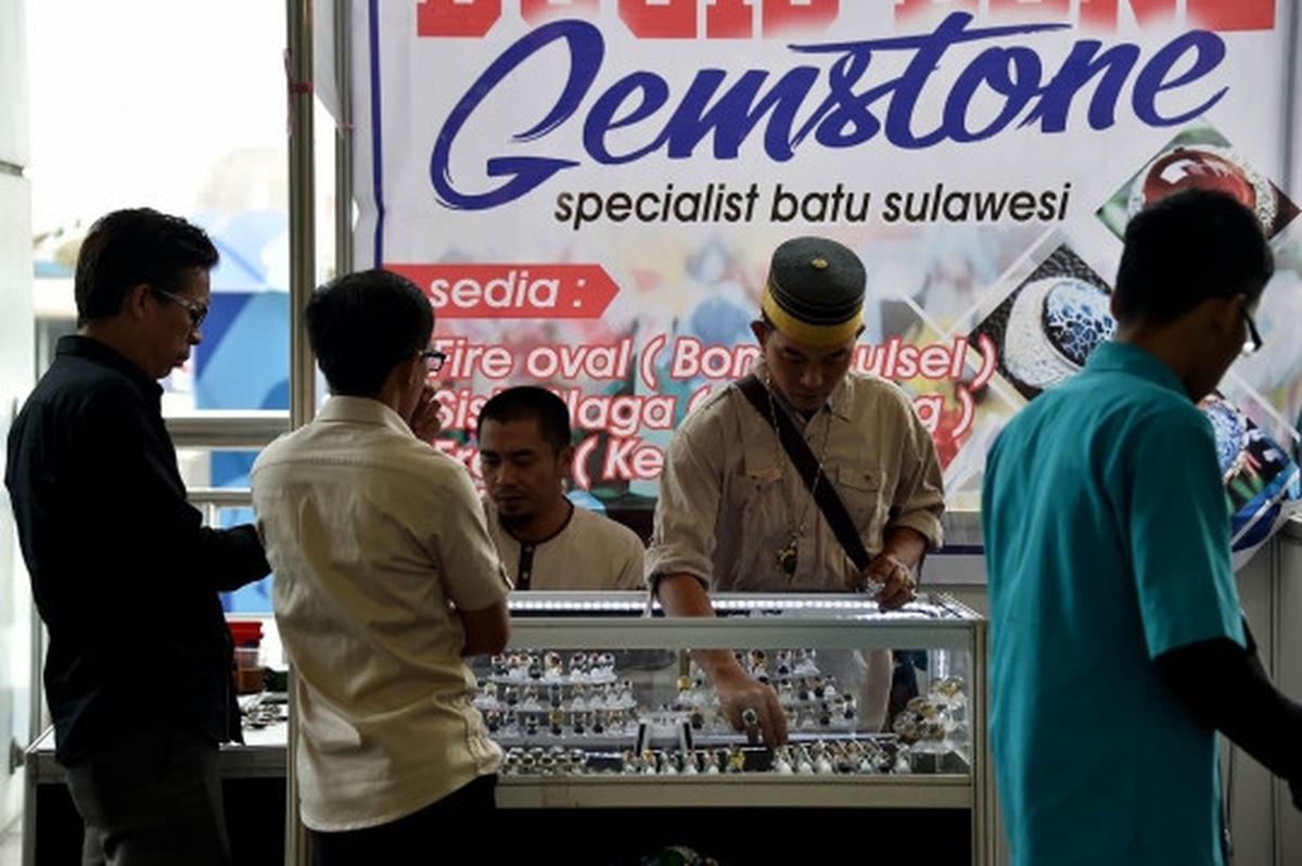 Kemilau deretan batu akik berharga ratusan juta rupiah