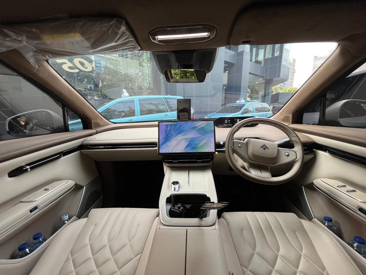 First Drive Aion Hyptec HT, Dua Jempol untuk Kenyamanan Kabin dan Suspensi