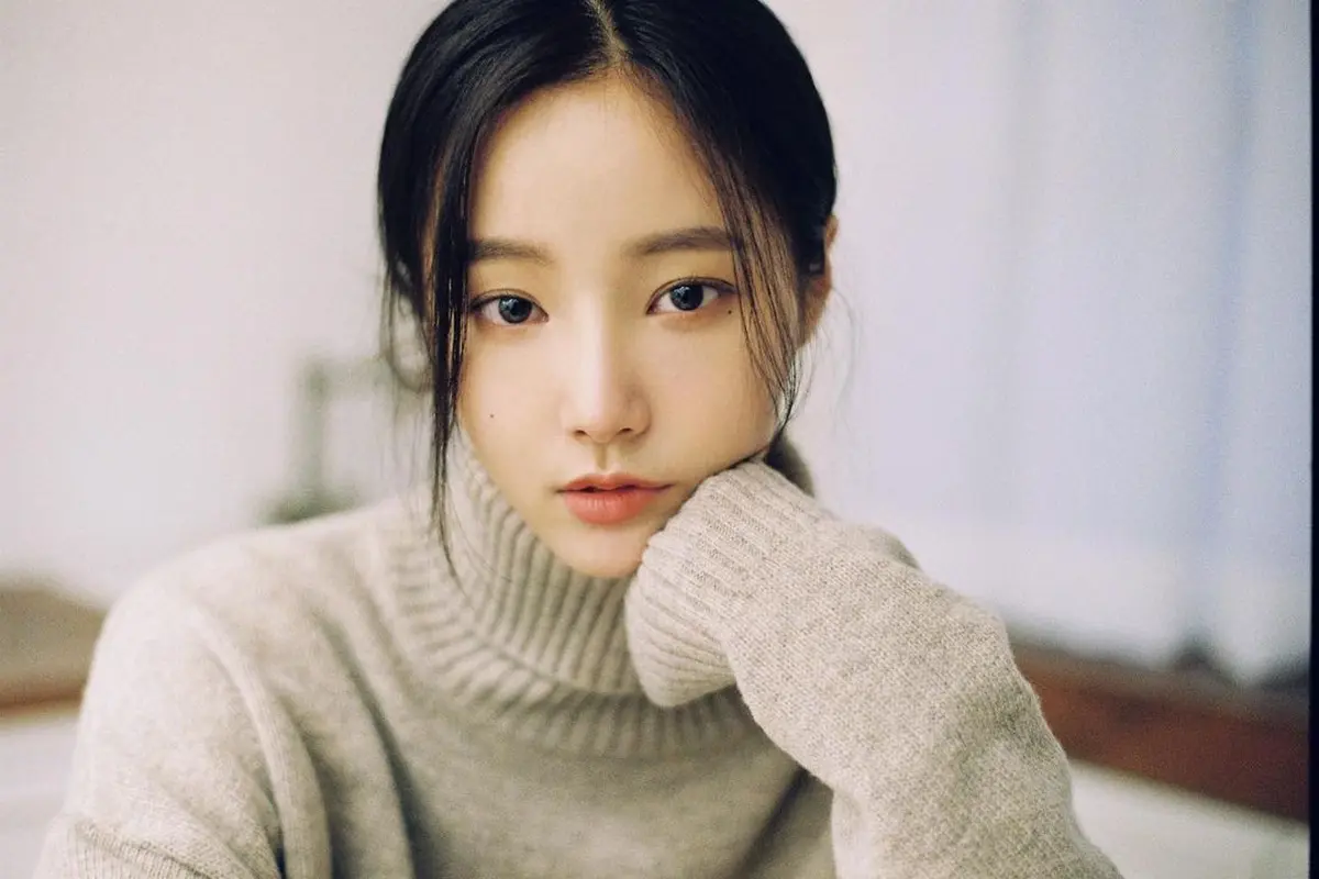 Yeonwoo. (Instagram/ chloelxxlxx)