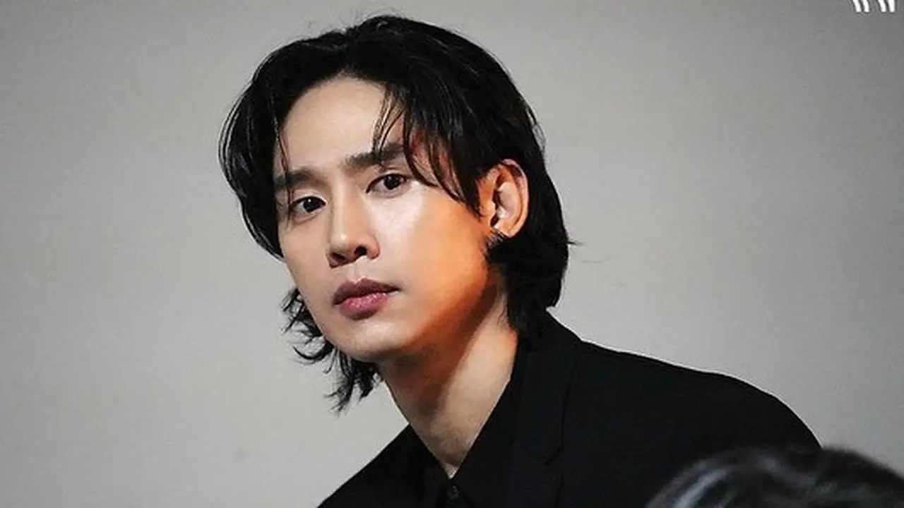 Berperan Sebagai Antagonis di Queen of Tears, Ini 6 Drakor yang Diperankan Park Sung Hoon