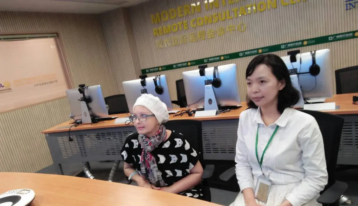 “Setibanya di Indonesia, akan kita urus secepatnya untuk perpanjang, agar Yana bisa berobat lagi di sana (China),” kata Swetlana Zein. (dok. Pribadi)