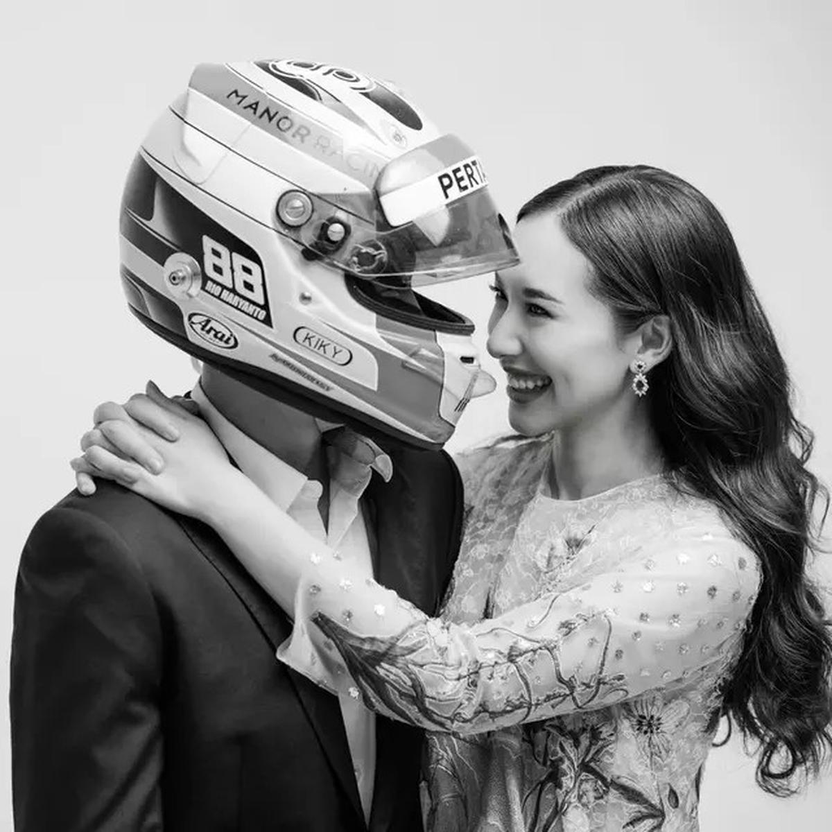 6 Prewedding Rio Haryanto dan Athina Papadimitriou, Bridal Shower Juga Sudah Digelar