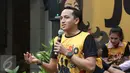 Ge Pamungkas saat jumpa pers di Kantor Falcon Pictures, Jakarta, Kamis (16/3). Ge Pamungkas menjadi salah satu pemain dalam film Jomblo Coming Very Soon yang disutradarai Hanung Bramantyo. (Liputan6.com/Herman Zakharia)