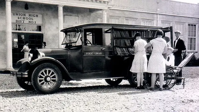 [Bintang] 10 Mobil Perpustakaan Jadul dari Seluruh Dunia, Indonesia Ada!