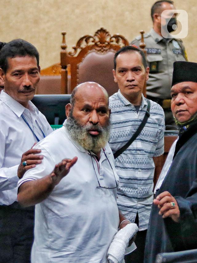 Gubernur nonaktif Papua Lukas Enembe