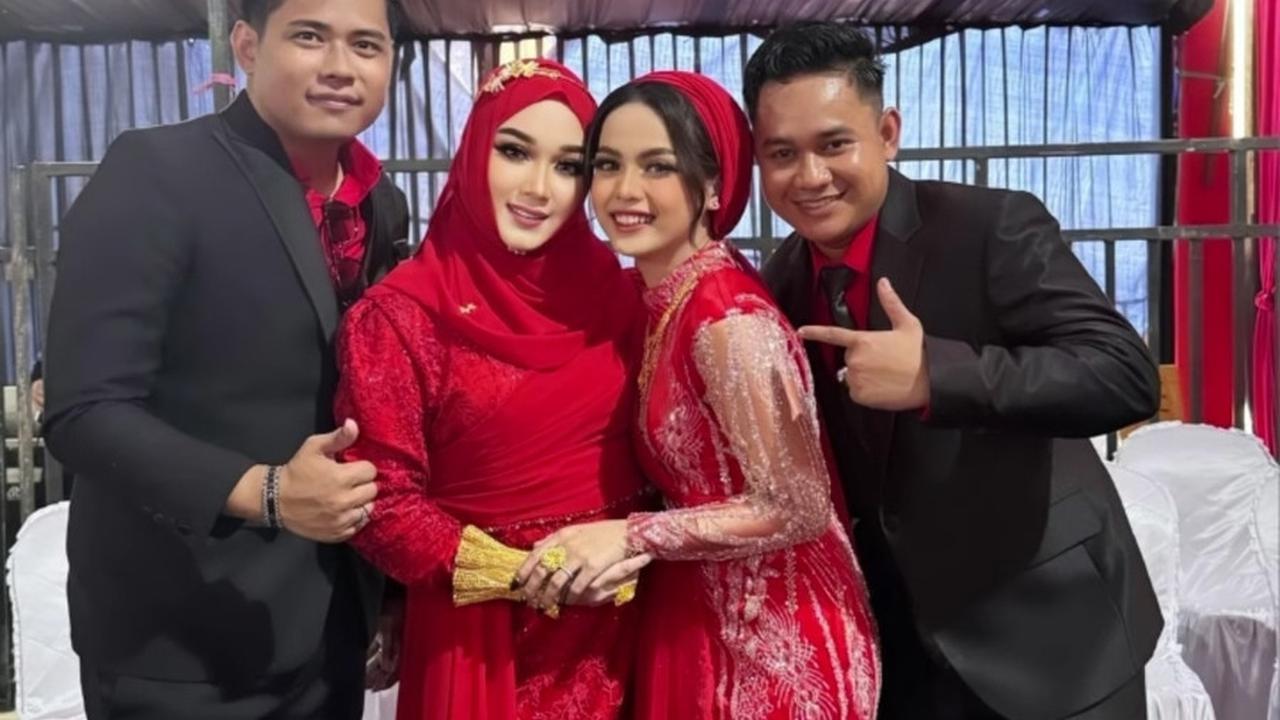 Nempel kayak Perangko