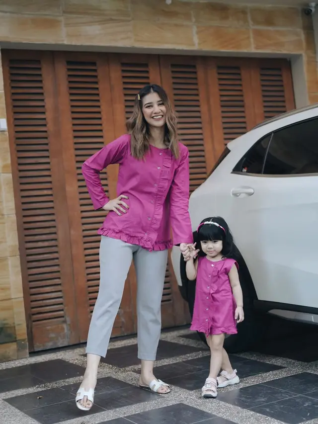 Sudah Berkeluarga, Ini 6 Potret Terbaru Fita Anggriani Mantan Rangga Azof