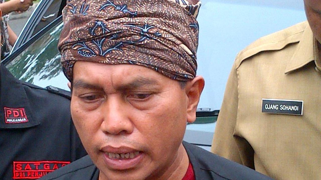 Eep Hidayat, nomor urut 1 dari NasDem, dapil Jawa Barat IX.
