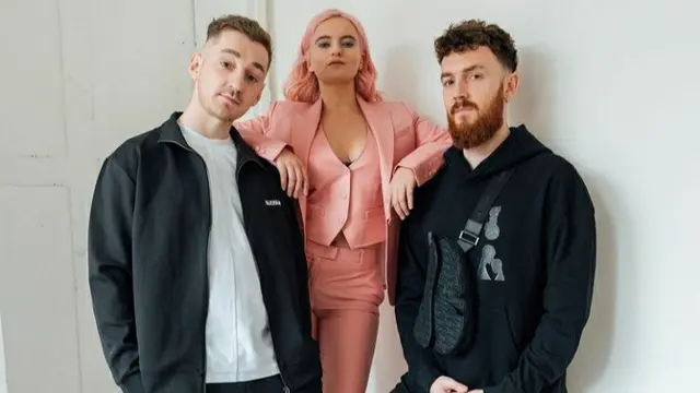 Clean Bandit