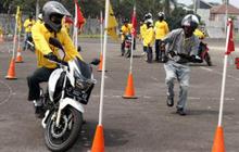 Peliput otomotif dilatih safety riding