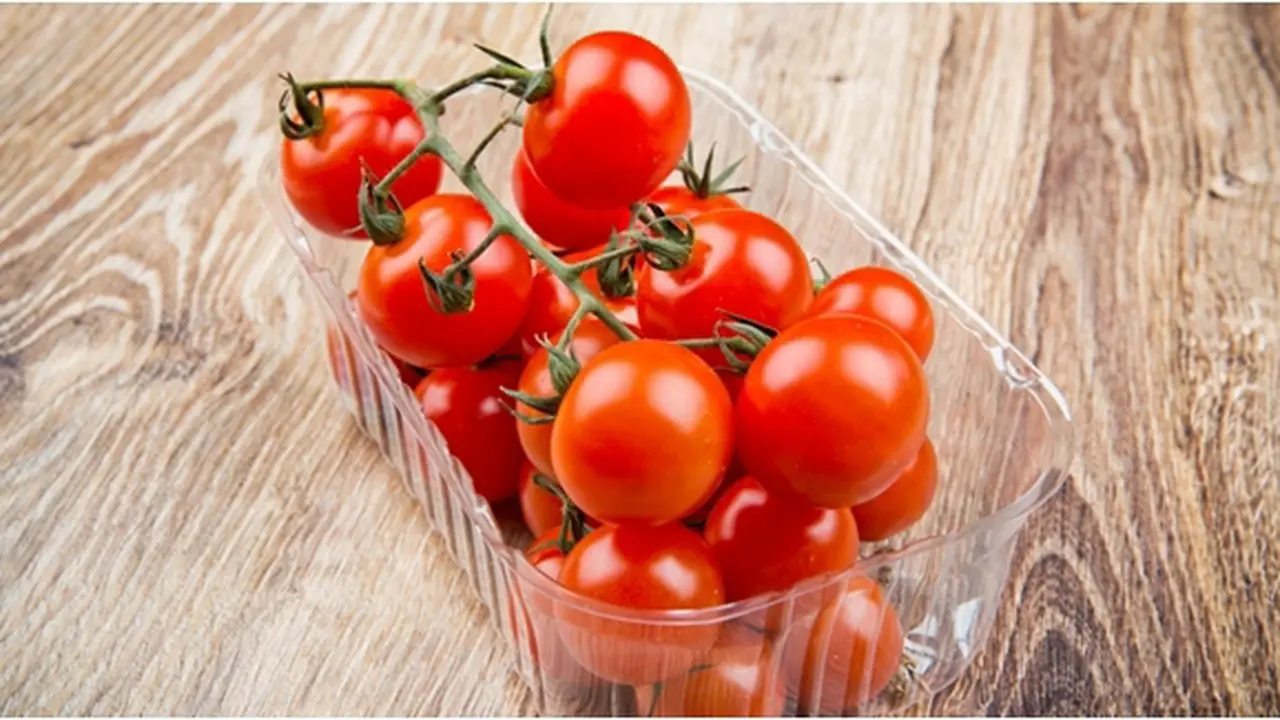 (C) shutterstock