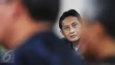 Mantan Kepala Dinas Perhubungan DKI Jakarta, Udar Pristono saat menghadiri sidang lanjutan di Pengadilan Tipikor, Jakarta, Senin (15/6/2015). 13 saksi dari Dishub dihadirkan dalam sidang tersebut. (Liputan6.com/Helmi Afandi)