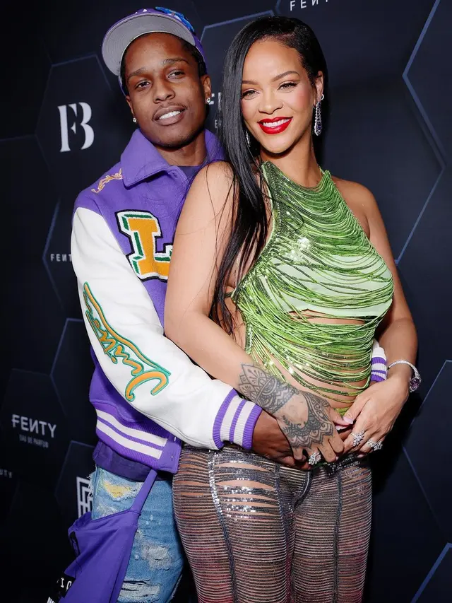 Potret Mesra Rihanna dan Sang Kekasih, Inspirasi untuk Pasangan Bumil yang Romantis