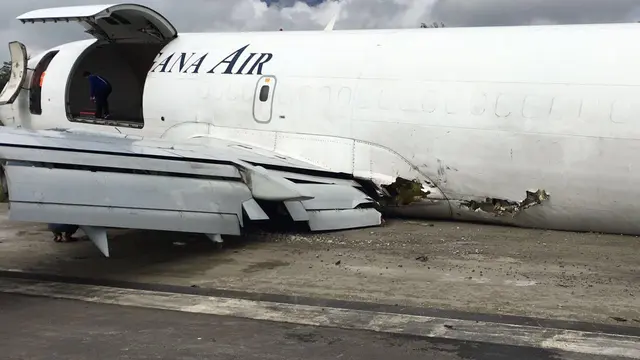 Tergelincir, Roda Pesawat Trigana Air Sempat Memercikkan Api