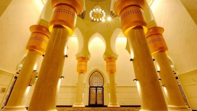 Masjid Sheikh Zayed Solo