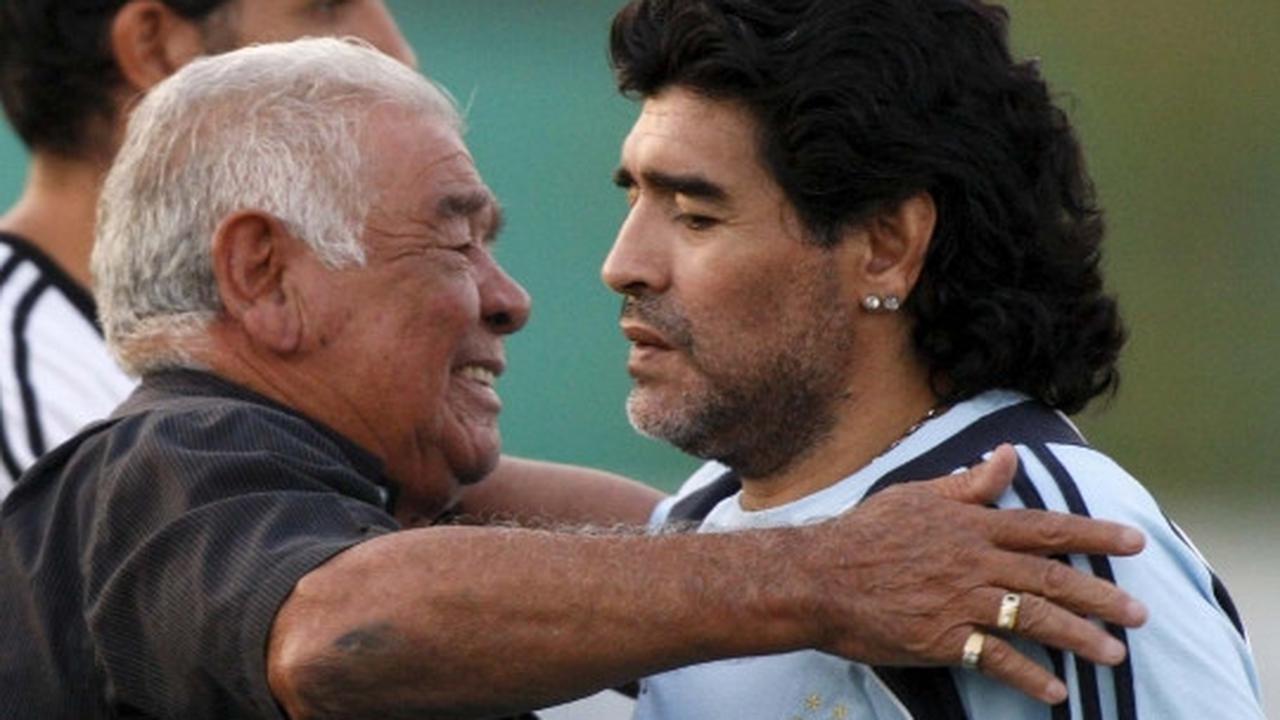 Mengenang keakraban Diego Maradona bersama sang ayah