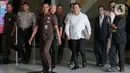 Diketahui, penyidik KPK memeriksa Ronny F Sompie sebagai saksi kasus suap pergantian antarwaktu (PAW) Anggota DPR RI Terpilih periode 2019-2024 dengan tersangka Harun Masiku. (Liputan6.com/Herman Zakharia)