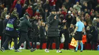 Manajer Liverpool, Jurgen Klopp, berhasil membawa timnya meraih kemenangan 2-0 atas Villarreal pada laga leg pertama semifinal Liga Champions di Stadion Anfield, Kamis (28/4/2022) dini hari WIB.&nbsp;(AP Photo/Jon Super)