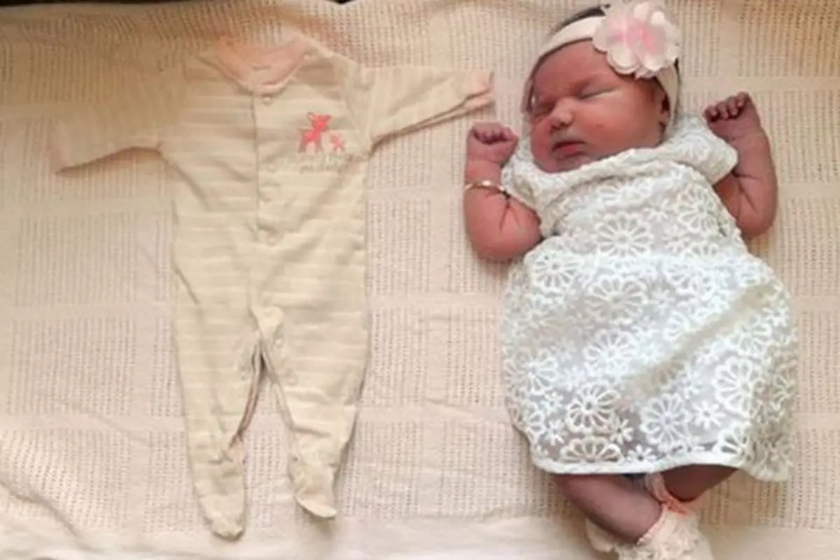  Ajaib, Ibu Melahirkan Bayi Besar Secara Normal
