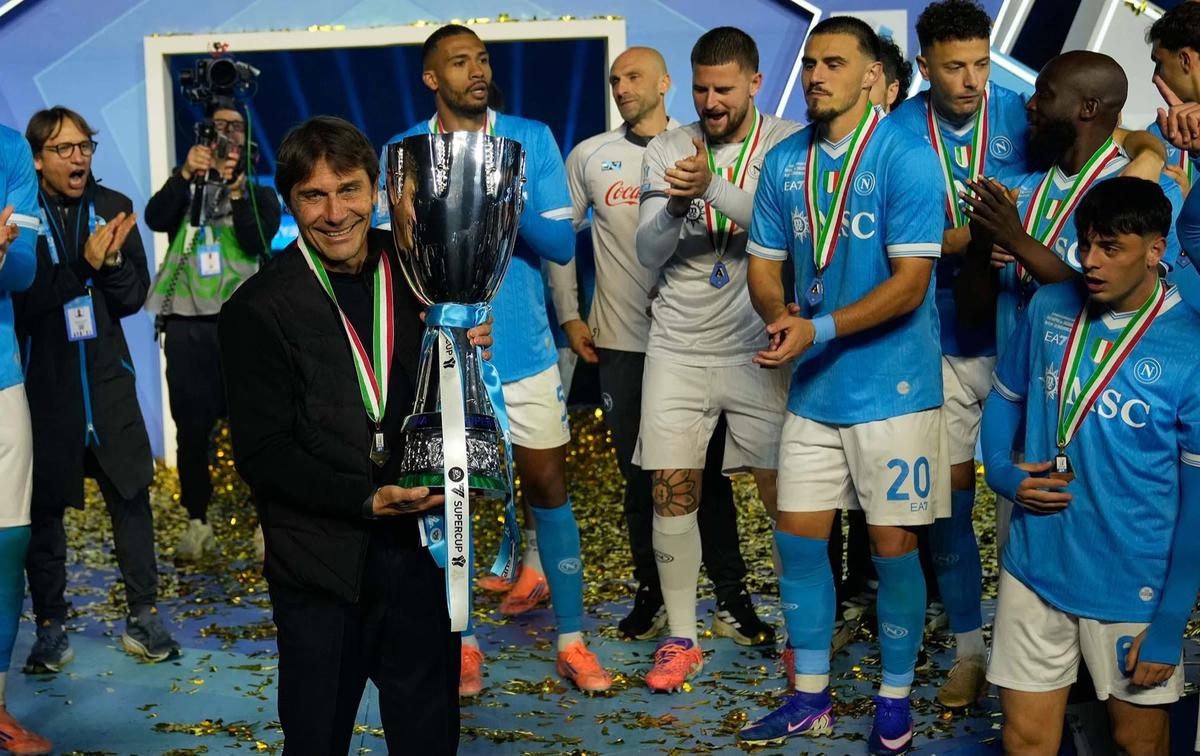 FOTO: Napoli Juara Piala Super Italia 2025