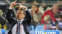 Pelatih Timnas Jepang di Piala Dunia 2010, Takeshi Okada (AFP/John Macdougal)