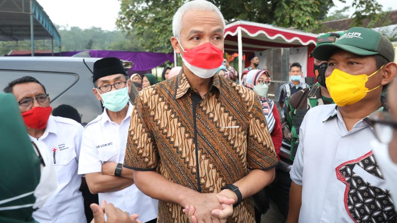 Foto Gubernur Jawa tengah Ganjar Pranowo