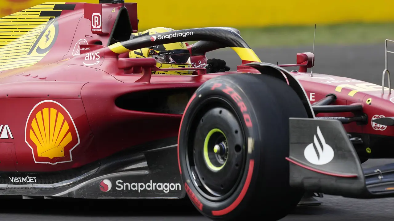 Foto: Kelir Kuning Meriahkan Mobil F1-75 Ferrari di Balapan Spesial Formula 1 GP Italia 2022