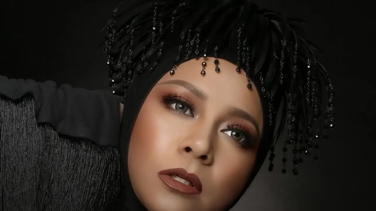 Melly Goeslaw-Cinta dan Ibadah