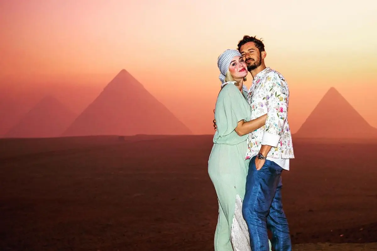 [Fimela] Katy Perry dan Orlando Bloom Liburan di Mesir