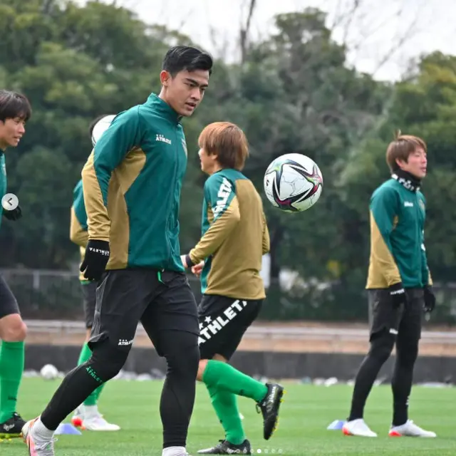 5 Potret Pratama Arhan Latihan Perdana Bersama Tokyo Verdy