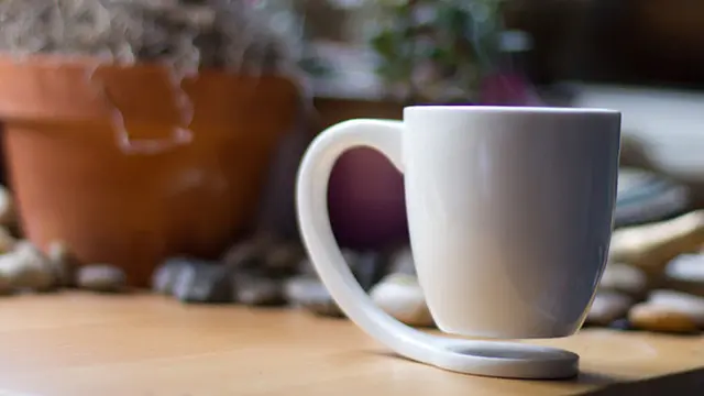 Gelas Cantik Sebagai Teman Minum Kopi