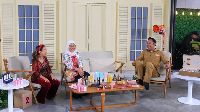 Menteri Ida Fauziyah Bahas Program Pelatihan Wirausaha Terbuka Bagi Pelaku UMKM