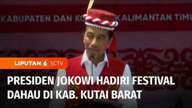 Presiden Joko Widodo menghadiri Festival Dahau yang digelar di alun-alun Itho Sendawar, Kabupaten Kutai Barat, Kalimantan Timur. Ribuan warga Kutai Barat menyambut kedatangan Presiden Joko Widodo dalam festival yang sekaligus memperingati Hari Ulang ...