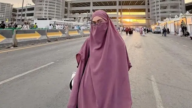 6 Artis Indonesia yang Tampil Kenakan Abaya saat Lebaran Idul Adha, Tampil Anggun dengan Busana Tertutup