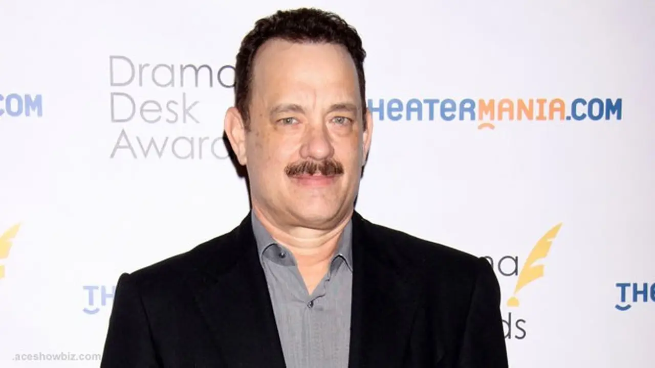 tom-hanks-130717b.jpg