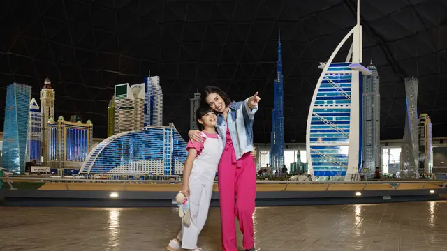 Tips Liburan ke Luar Negeri Bareng Anak dengan Nyaman dari Marsha Timothy