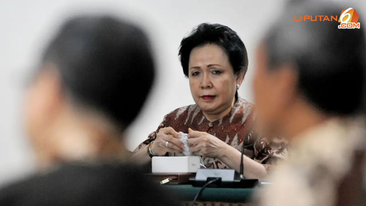ratna-dewi-umar-130815b.jpg